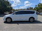 Thumbnail of 2022 Bright White Clearcoat Chrysler Pacifica