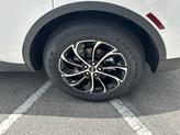 Thumbnail of 2025 White Platinum Tri-Coat Metallic Lincoln Nautilus