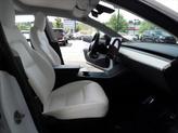 Thumbnail of 2018 Pearl White Multi-Coat Tesla Model 3