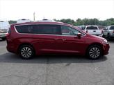 Thumbnail of 2021 Velvet Red Pearlcoat Chrysler Pacifica Hybrid