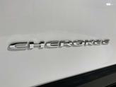 Thumbnail of 2017 Bright White Clearcoat Jeep Cherokee
