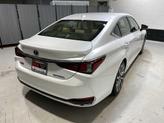 Thumbnail of 2019 Eminent White Pearl Lexus ES 300h