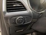 Thumbnail of 2016 Oxford White Ford Edge