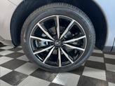 Thumbnail of 2025 Liquid Carbon Metallic Acura RDX