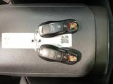 Thumbnail of 2022 Dolomite Silver Metallic Porsche Macan