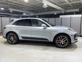 Thumbnail of 2022 Dolomite Silver Metallic Porsche Macan