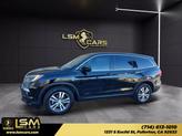 Photo of 2016 Black Honda Pilot