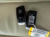 Thumbnail of 2020 White Acura MDX
