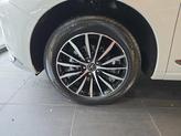 Thumbnail of 2025 Platinum White Pearl Acura RDX