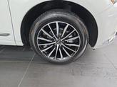 Thumbnail of 2025 Platinum White Pearl Acura RDX