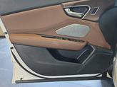 Thumbnail of 2025 Platinum White Pearl Acura RDX