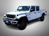 Photo of 2025 Bright White Clearcoat Jeep Gladiator
