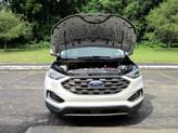 Thumbnail of 2019 White Ford Edge
