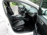 Thumbnail of 2019 White Ford Edge