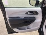 Thumbnail of 2022 Brilliant Black Crystal Pearlcoat Chrysler Pacifica