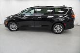 Thumbnail of 2025 Diamond Black Crystal Pearlcoat Chrysler Pacifica