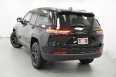 Thumbnail of 2025 Diamond Black Crystal Pearlcoat Jeep Grand Cherokee