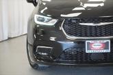 Thumbnail of 2025 Diamond Black Crystal Pearlcoat Chrysler Pacifica