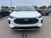 Thumbnail of 2023 Star White Metallic Tri-Coat Ford Escape