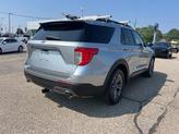 Thumbnail of 2022 Iconic Silver Metallic Ford Explorer