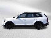 Thumbnail of 2022 Glacial White Pearl Kia Telluride