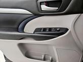 Thumbnail of 2019 Black Toyota Highlander