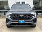 Thumbnail of 2025 Platinum Gray Metallic Volkswagen Atlas Cross Sport