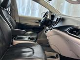 Thumbnail of 2020 Luxury White Pearlcoat Chrysler Pacifica