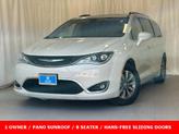 Photo of 2020 Luxury White Pearlcoat Chrysler Pacifica