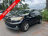 Photo of 2015 Attitude Black Metallic Toyota Highlander