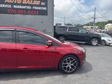 Thumbnail of 2017 Burgundy Ford Focus