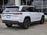 Thumbnail of 2023 Bright White Clearcoat Jeep Grand Cherokee