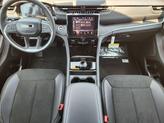 Thumbnail of 2025 Diamond Black Jeep Grand Cherokee