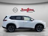 Thumbnail of 2026 Everest White Pearl Tricoat Nissan Rogue