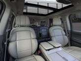Thumbnail of 2025 Flight Blue Metallic Clearcoat Lincoln Navigator