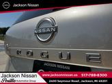 Thumbnail of 2025 Champagne Silver Metallic/Super Black Nissan Rogue