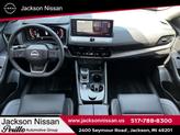 Thumbnail of 2025 Champagne Silver Metallic/Super Black Nissan Rogue