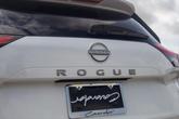 Thumbnail of 2025 Everest White Pearl Nissan Rogue