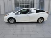 Thumbnail of 2017 Blizzard Pearl Toyota Prius