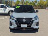 Thumbnail of 2022 Gray/Super Black Nissan Kicks