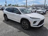 Thumbnail of 2025 White Frost Tri-Coat Buick Enclave