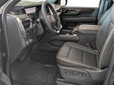 Thumbnail of 2025 Onyx Black GMC Yukon