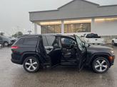 Thumbnail of 2021 Diamond Black Jeep Grand Cherokee L