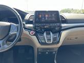 Thumbnail of 2024 Platinum White Pearl Honda Odyssey