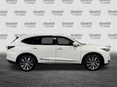 Thumbnail of 2026 Platinum White Pearl Acura MDX