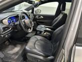 Thumbnail of 2019 Billet Silver Metallic Clearcoat Chrysler Pacifica Hybrid