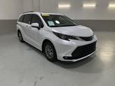 Thumbnail of 2025 Wind Chill Pearl Toyota Sienna