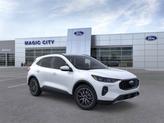 Thumbnail of 2025 White Metallic Ford Escape