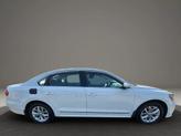 Thumbnail of 2017 Pure White Volkswagen Passat