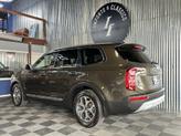 Thumbnail of 2020 Green Kia Telluride